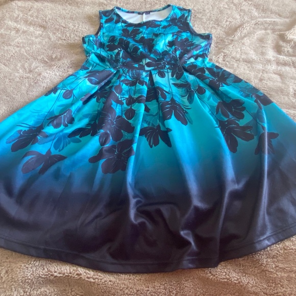 Teal & Black Floral Ombre Print Fit & Flare Dress - Picture 5 of 10